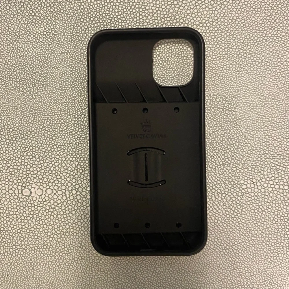 Velvet Caviar Spotted Cheetah IPhone 11 Wallet Case